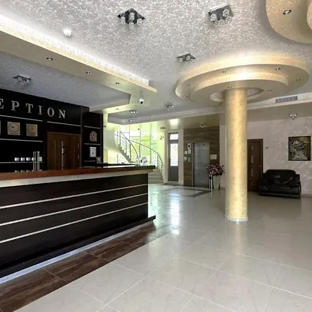 Bratanov Iris Studio Апартаменты